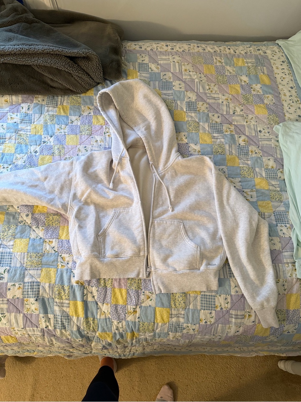 TNA Heather Light Gray Cropped Zip Hoodie